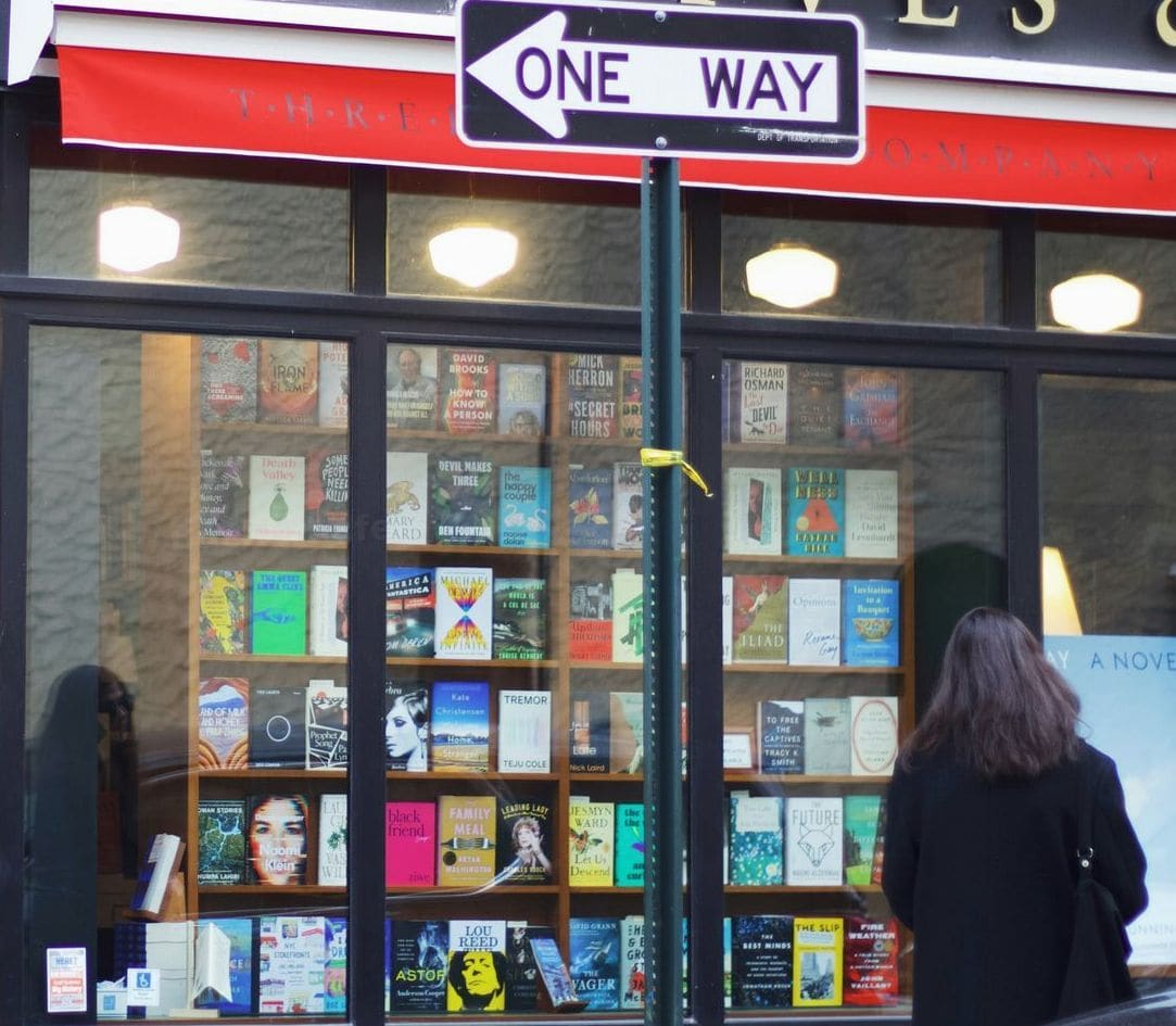 Bücherhafen 10